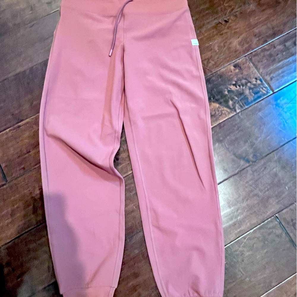Vuori joggers